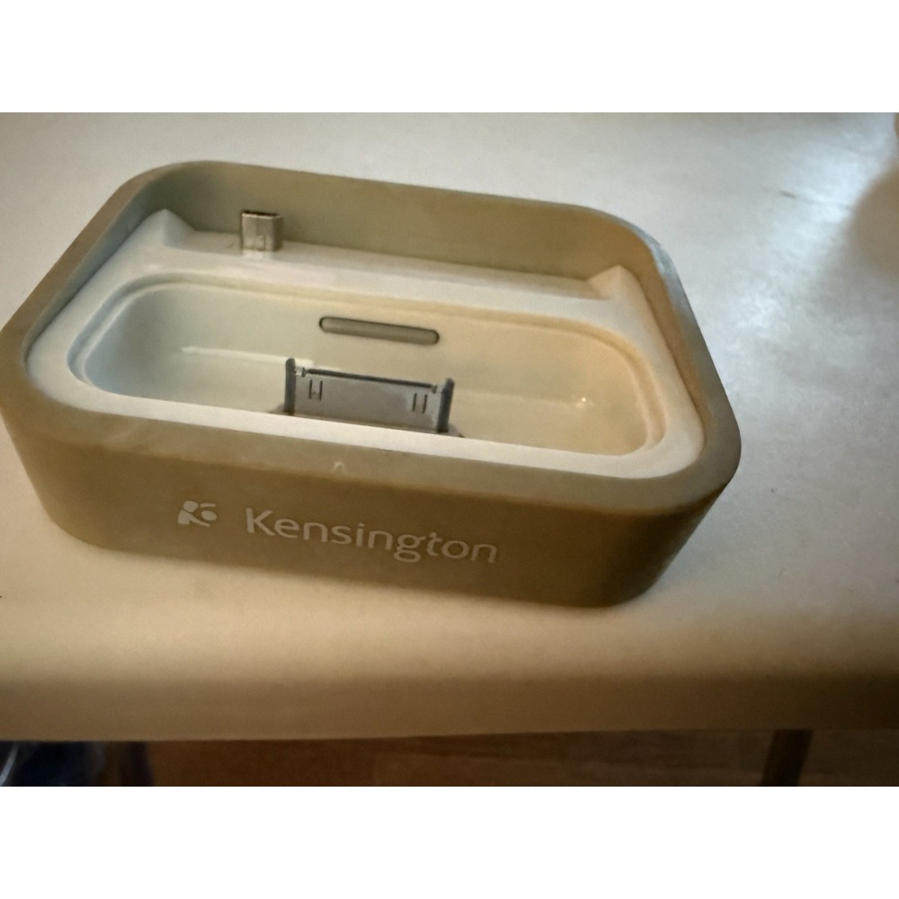 Charge and Sync Dock "Made for iPhone iPod" by Kensington K33457